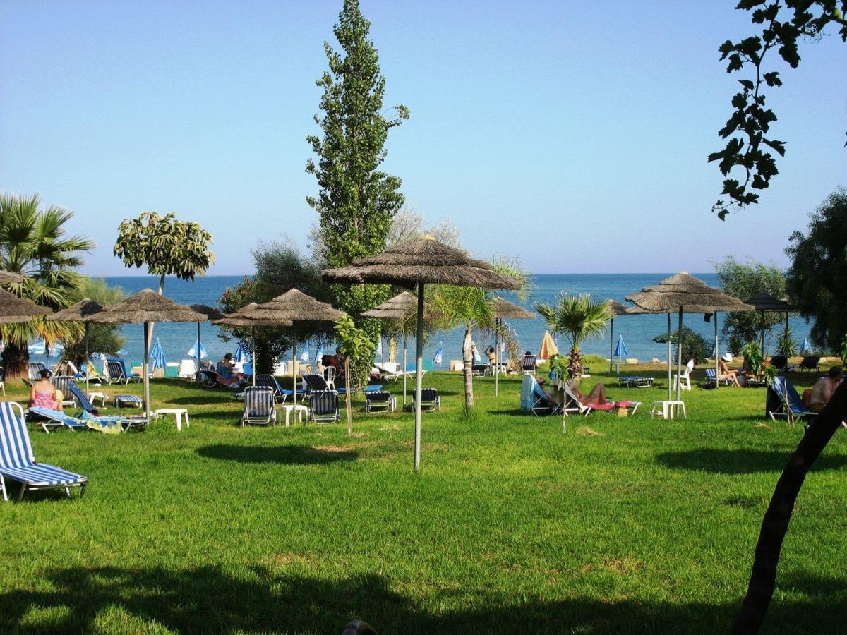 Adamos Hotel Apartments Тохни Екстериор снимка